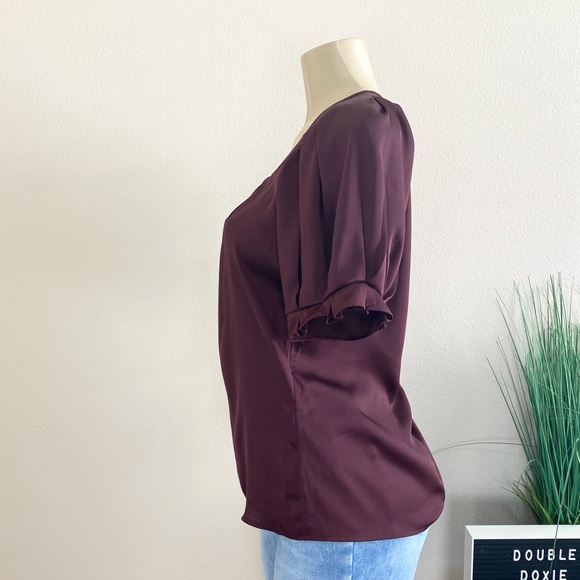 EXPRESS | Burgundy Satin Pleated Sleeve Blouse Sz S - Picture 6 of 12